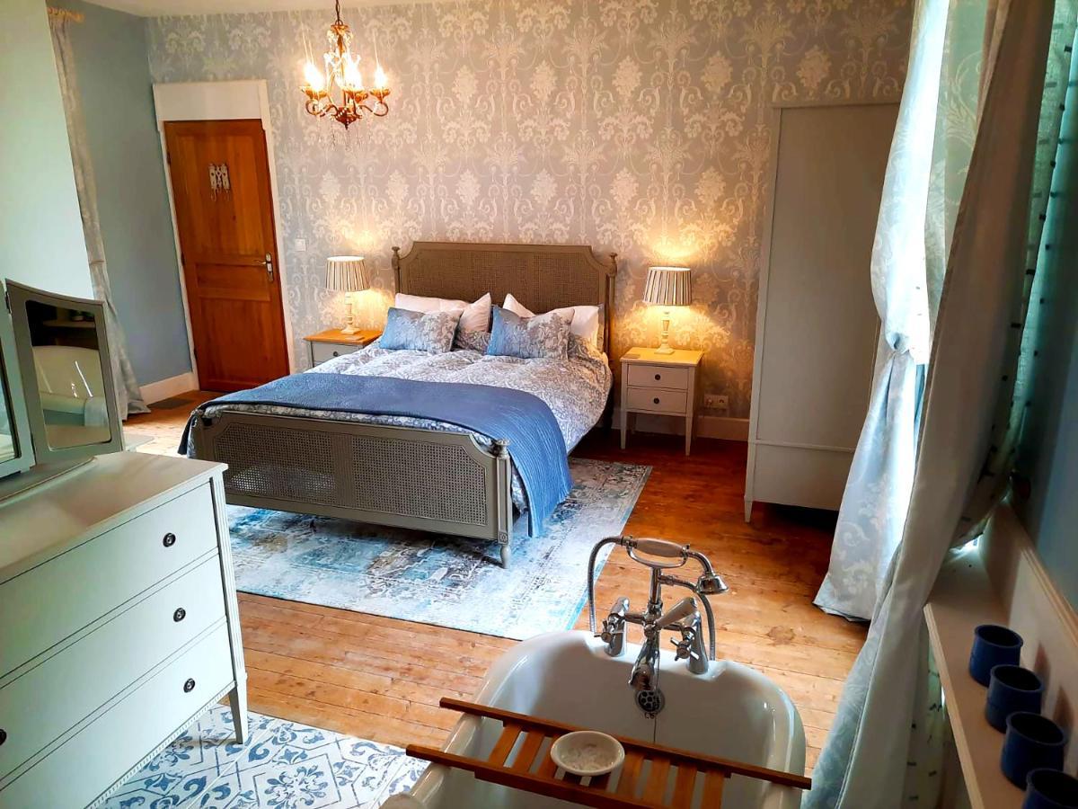 Logis De Tirac Bed & Breakfast Lorignac Luaran gambar