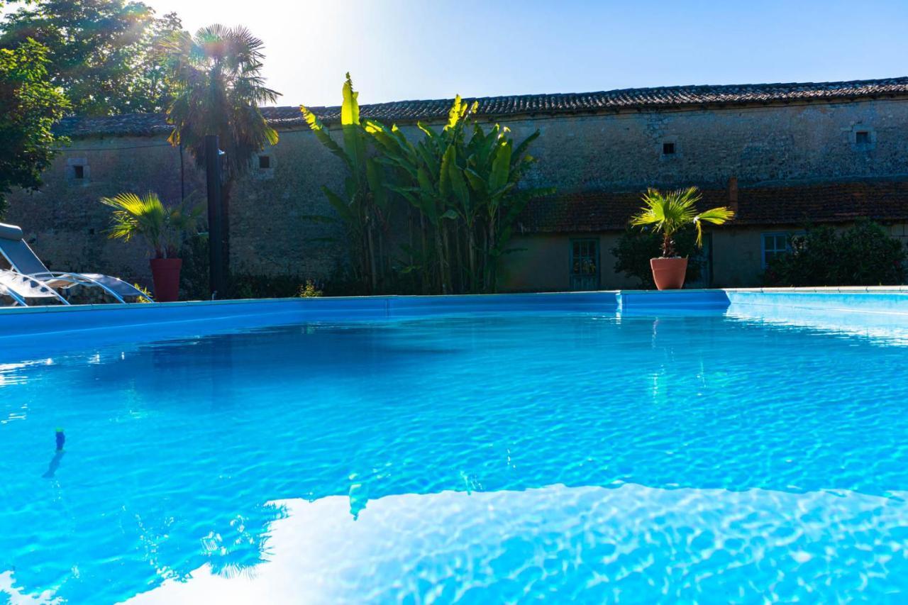 Logis De Tirac Bed & Breakfast Lorignac Luaran gambar